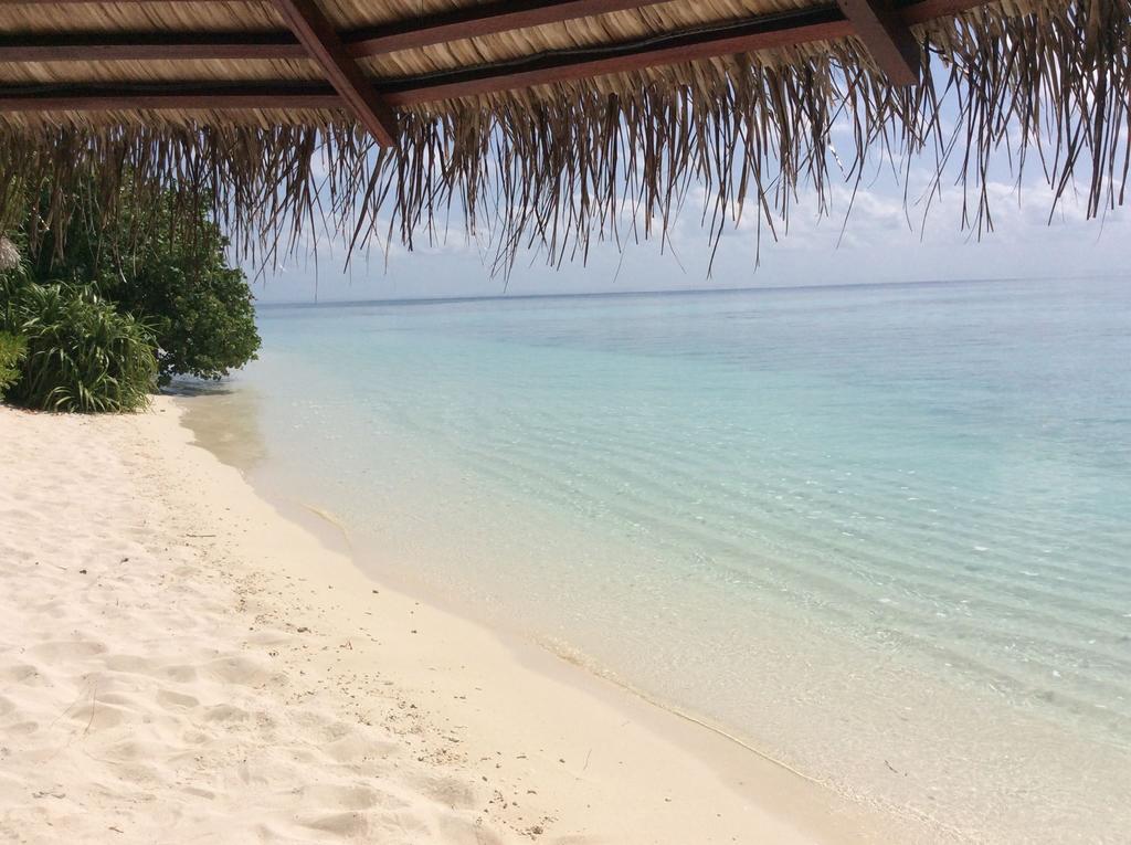 Hudhu Raakani Lodge Maldives Thinadhoo  Exteriör bild