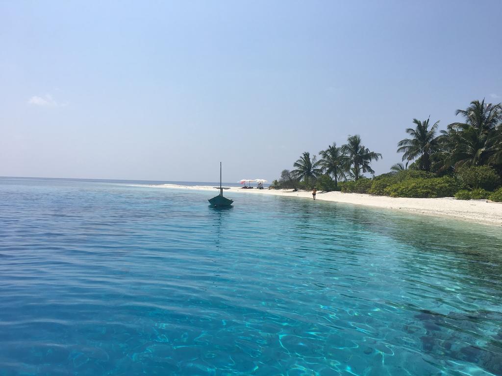 Hudhu Raakani Lodge Maldives Thinadhoo  Exteriör bild