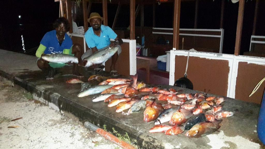 Hudhu Raakani Lodge Maldives Thinadhoo  Exteriör bild
