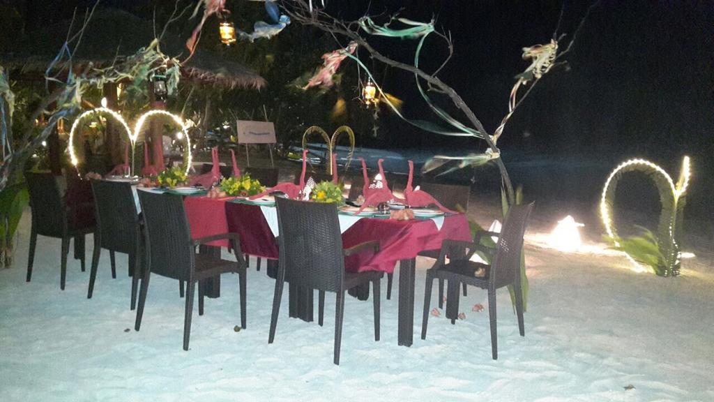 Hudhu Raakani Lodge Maldives Thinadhoo  Exteriör bild